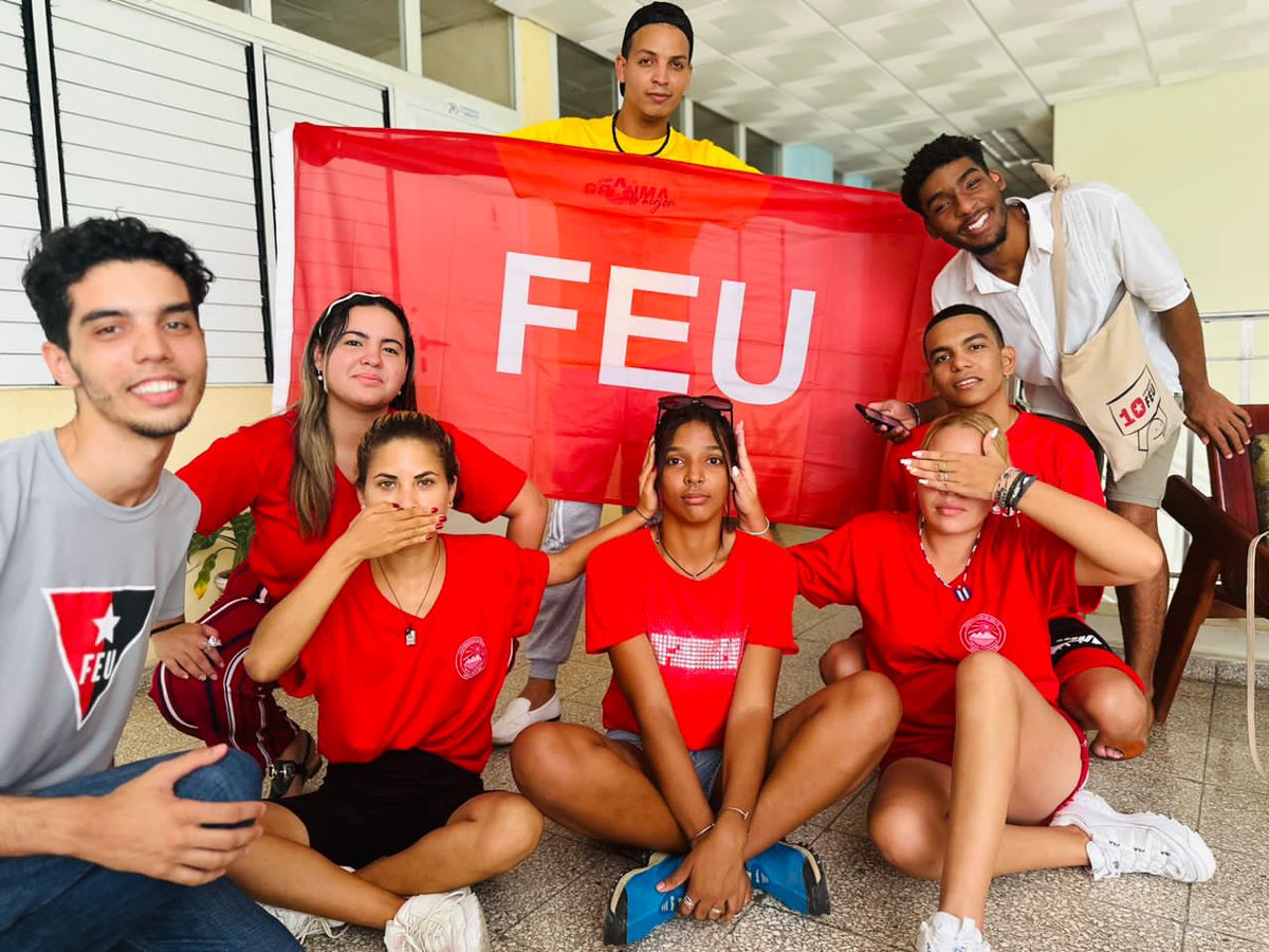 feupalmasoriano's tweet photo. Finalizó ayer el Encuentro Regional de Ideológicos de la @FeuCuba, caracterizado por
✔️Intercambio de experiencias
✔️Proyecciones de la Esfera para la próxima etapa
✔️Sugerencias en el ABC
✔️Funcionamiento de la organización
✔️Participación y motivación de los estudiantes
#Cuba https://t.co/b6lZgdlBwv