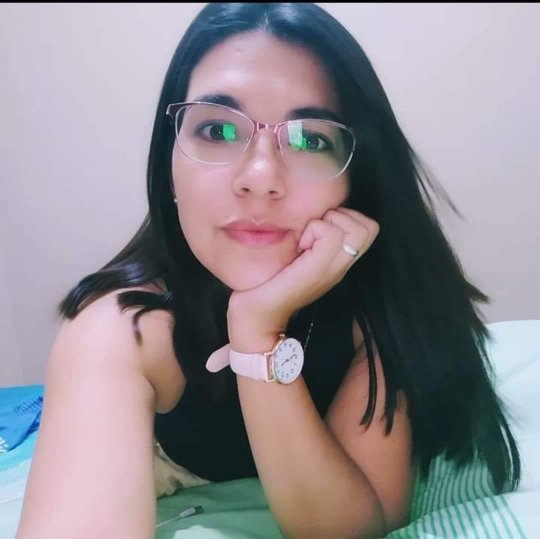 😔 QEPD DANIELA TELLO 

En horas de la mañana de hoy y luego de luchar mucho tiempo con una enfermedad falleció Daniela Tello. Enviamos nuestras condolencias a sus familiares, amigos y en especial a sus hijos. Que Dios la reciba en su gloria🙏