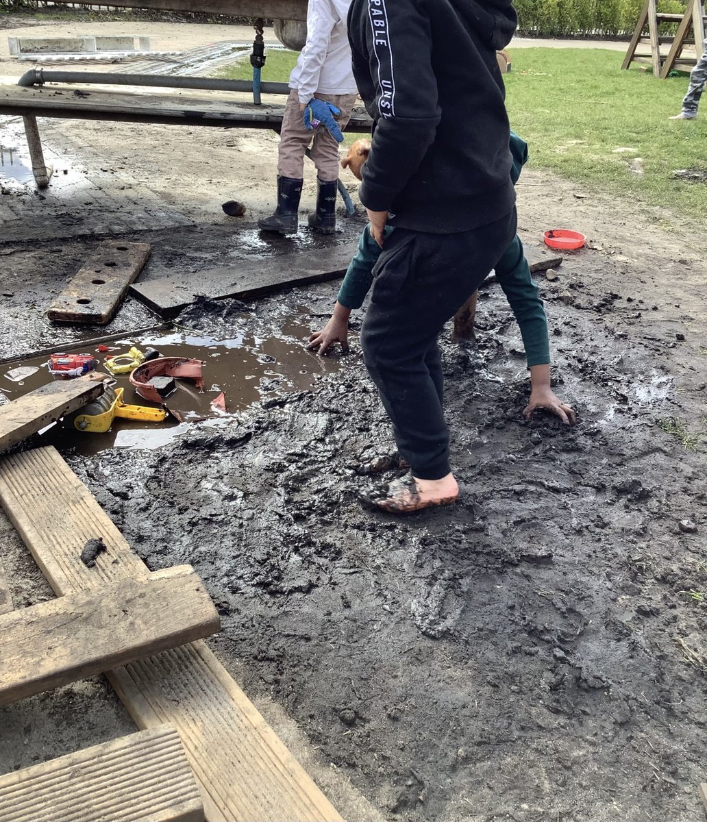 “We can’t go over it, we can’t go under it.”  Oh no…  #wearegoingonabearhunt