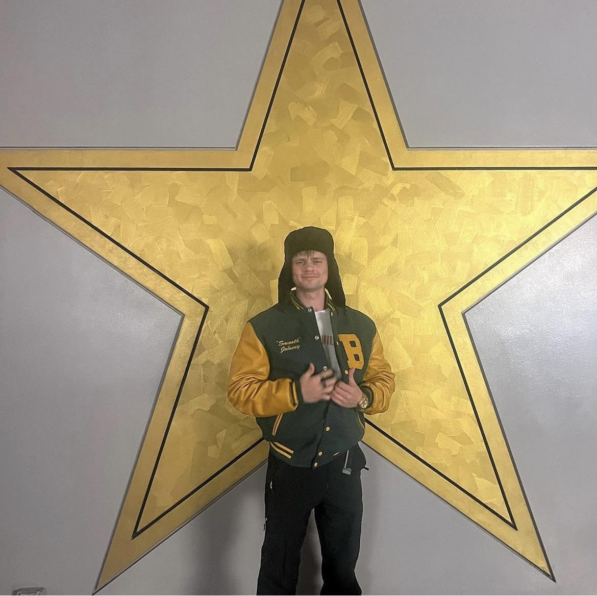Hampton Road's Aaron Dalla Villa  (<a href="/aarondallavilla/">Aaron Dalla Villa (dallavilla.eth)</a> ) Shines in Action Thriller "The Wrath of Becky"... spotlightnews.press/post/hampton-r…