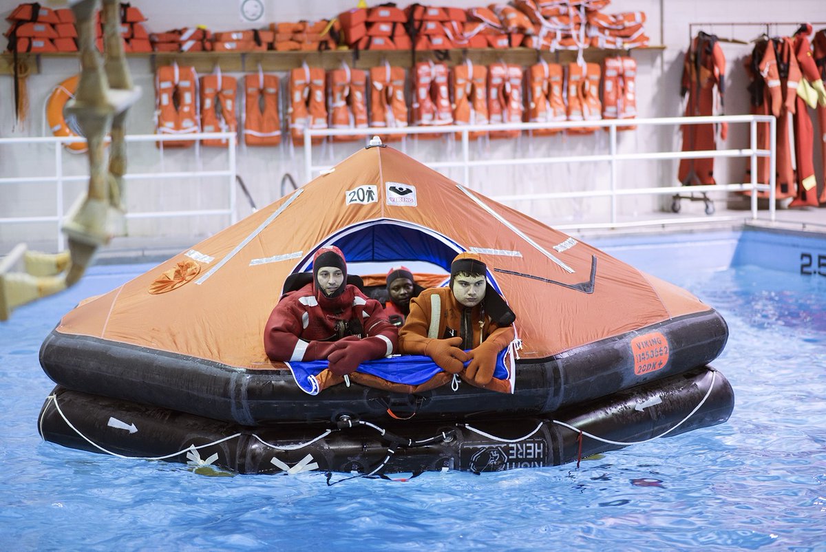 ⛑️ Are you considering a career on the water? Learn about the essential Marine Duties Emergency training required for working on many commercial vessels. Read our blog to find out more! 🌊🔥 #CareerOnTheWater #EmergencyTraining

Read the full article: bit.ly/3P3O5l1