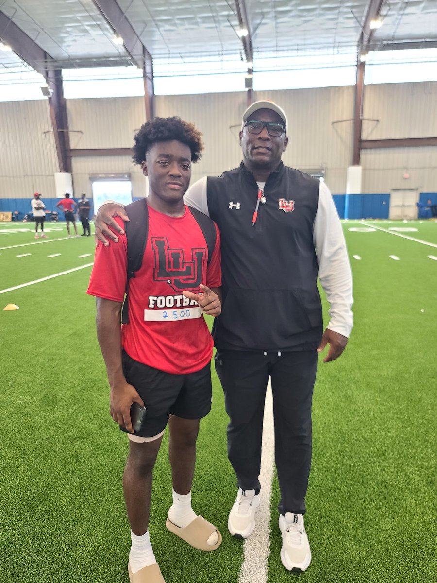 Had a great time as always with <a href="/coachcordova/">Wayne Cordova</a> at the <a href="/LamarFootball/">Lamar University Football</a> camp!  I appreciate the valuable information shared with me!