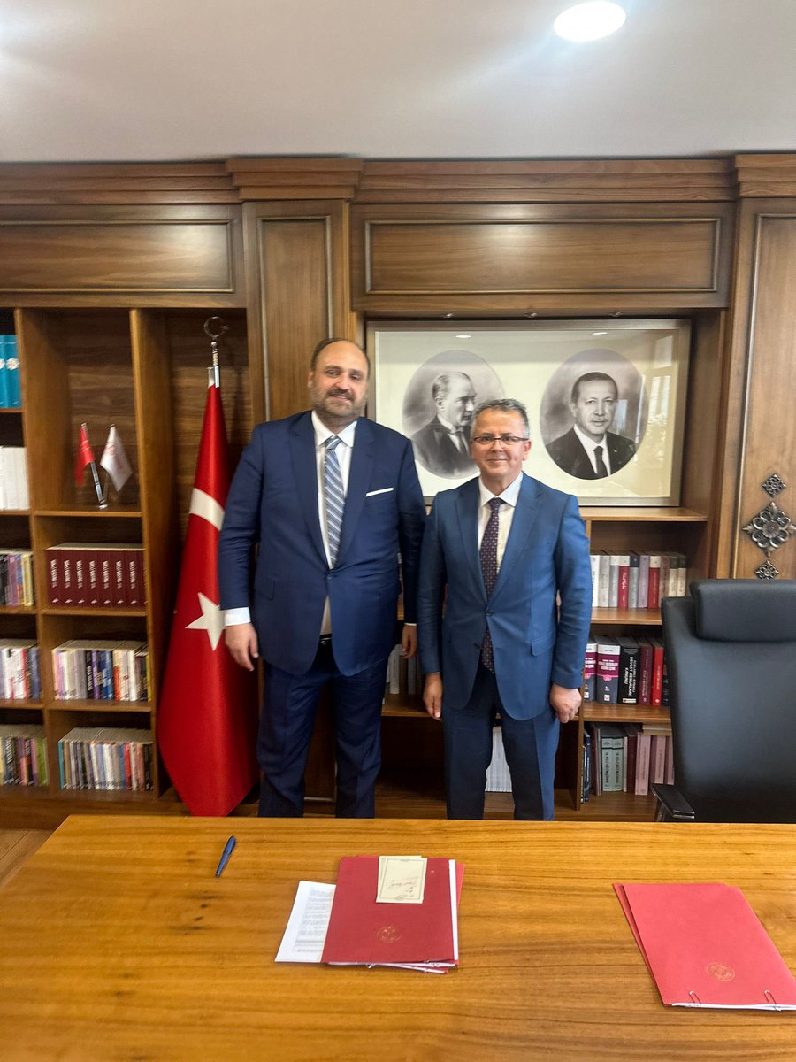 FatihBilfen's tweet photo. Milli Eğitim Bakanlığı Özel Öğretim Kurumları Genel Müdürü Sn Fethullah Güner beyi, Personel Genel Müdürü Sn Bülent Çiftçi Beyi, İnşaat Emlak Genel Müdürü Sn Özcan Duman beyi makamlarında ziyaret ederek yeni görevlerinin hayırlı olması temennilerinde bulundum. @cftcblnt @tcookgm https://t.co/z2W6qCDaoA