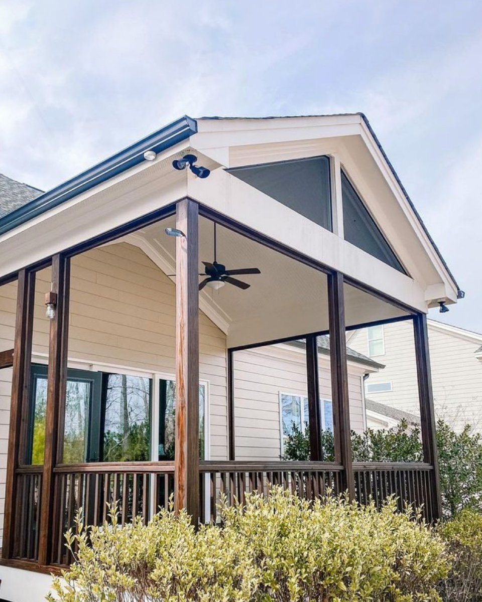 CertaProWI's tweet image. Looking to beautify your home's exterior? 😍