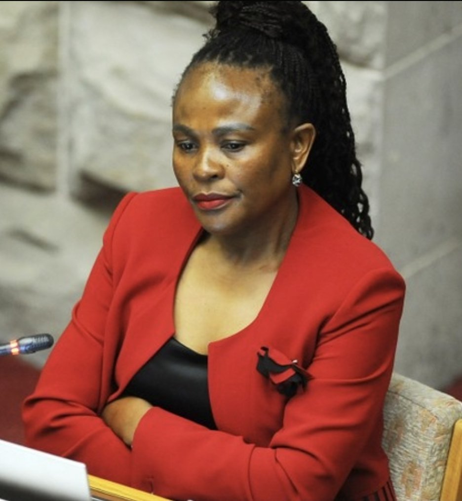 MzwaneleManyi's tweet photo. There is no institution as biased as the South African “mainstream” agenda driven media!
They believed the fantasy from Vytjie Mentoor (MHSRIP), Mcebisi Jonas and Andre De Ruyter without a shred of evidence.
But they disbelieve concrete evidence of corruption because of hatred. https://t.co/8F5hP6LJNY
