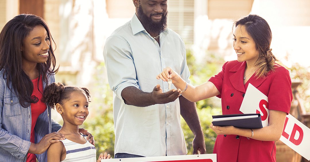 What to Watch As We Head Into The Summer Housing Market - mailchi.mp/5458460e5516/w…