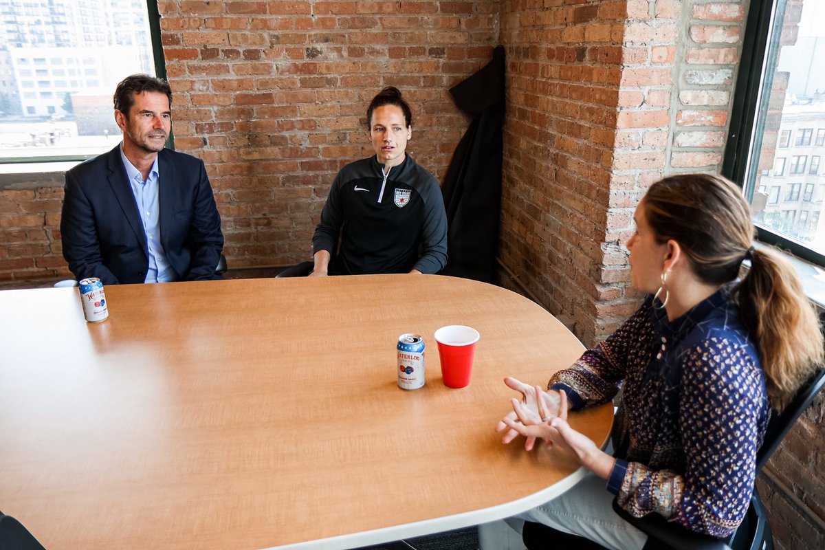 theChicagoStars's tweet photo. A big thank you to Ralf Kellermann, Director of Women’s Football for VfL Wolfsburg, who stopped by our offices and training last week to share some words of advice and encouragement with our team. https://t.co/dzWD4GfKnO