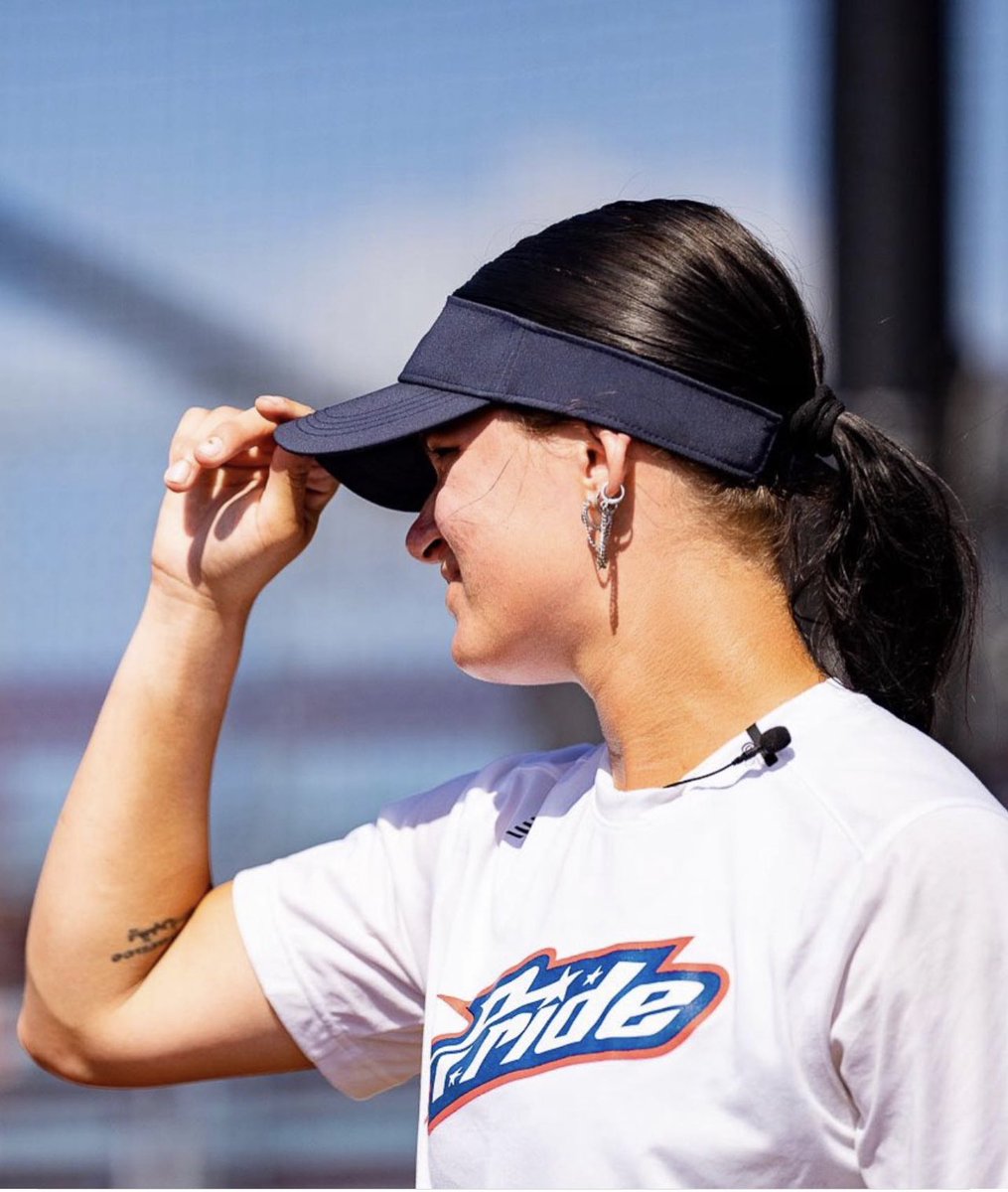 Tipping our cap to the game we love🤟

Happy #WorldSoftballDay🥎
