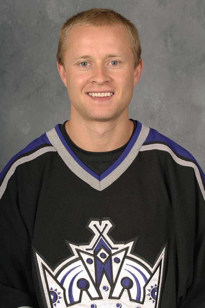 Happy birthday to former forward Valeri Bure, who was born on June 13, 1974.  