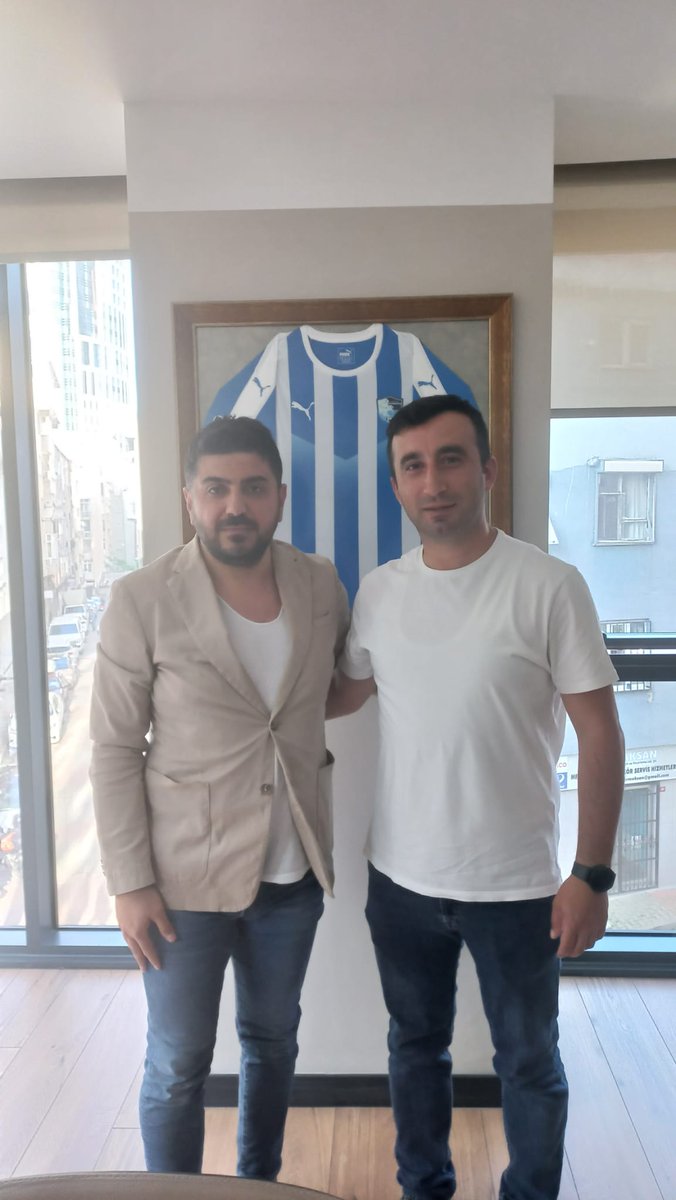 PalandokenK_25's tweet image. #Erzurumspor kulübünü, şirketleştirerek  satın almak isteyen Fatih Aydin ile istişareler de bulunduk.
Ekonomik modelini kendisinden dinledik. 
Erzurum için faydalı olacağını düşünüyoruz.

 #Erzurum #Dadaş #PalandökenKartalları