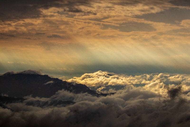 subhadeep_doc's tweet photo. When it rains in the mountains

#mytravelframes #Uttarakhand https://t.co/1KlhQKTtPl