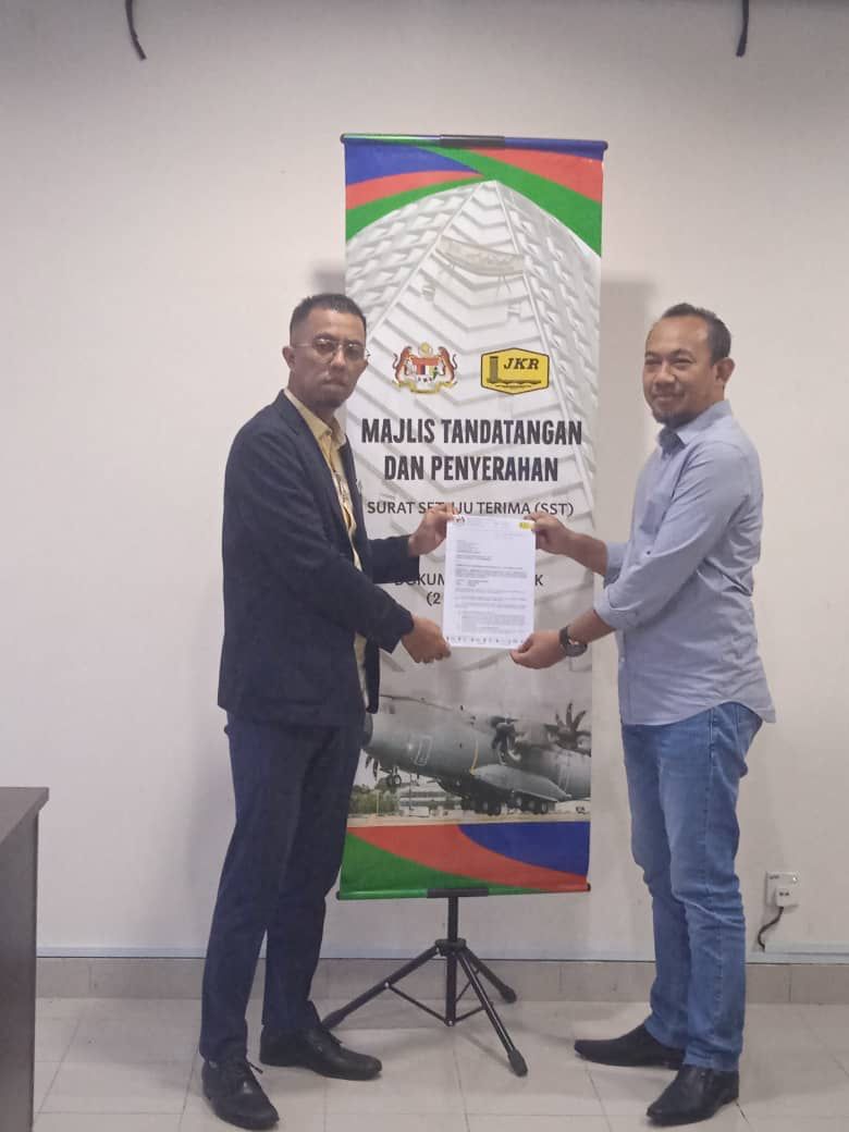 PENYERAHAN SURAT SETUJU TERIMA (SST) bagi Kerja-Kerja Awam : 

✅NO. SEBUTHARGA : JKR/TUDM(S)/A/2023/05

✅NO. SEBUTHARGA : JKR/TUDM(S)/A/2023/10

✅NO. SEBUTHARGA : JKR/TUDM(S)/A/2023/15
<a href="/Ir_faDZli/">faDZli</a> <a href="/csfbjkr/">CSFB JKR</a> <a href="/JKRSelangor/">JKR Selangor</a> <a href="/UTSSelangorJKR/">JKR UNIT TENTERA SELANGOR</a>