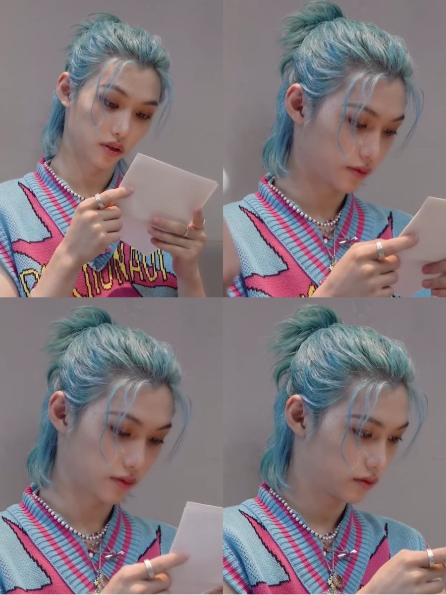 BBOKARILOOKS's tweet photo. he's so pretty in blue💙 https://t.co/7yxEKc8T26