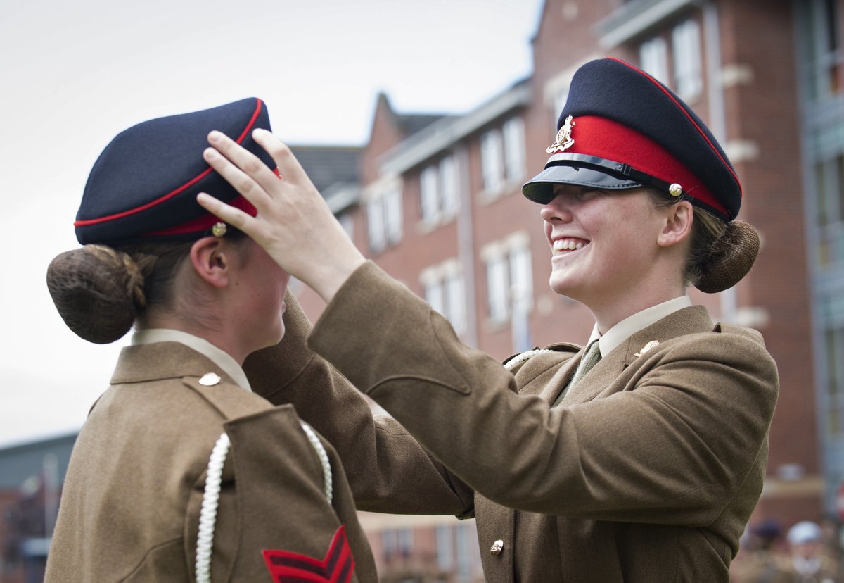 HertsFutures's tweet image. There's not long to go until Armed Forces Day, 24 June! Learn what it means to be a #ForcesFriendlyEmployer and how your organisation can join in the celebration to show your support to our troops, service families, veterans and cadets. Visit: zurl.co/H0ZU