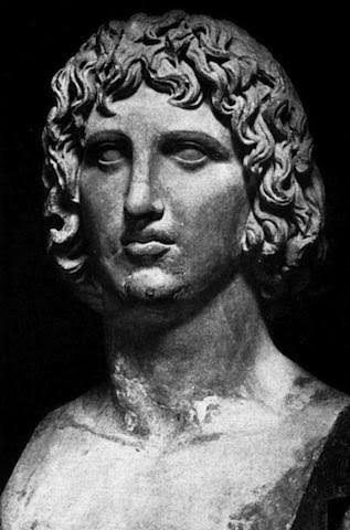 "Felix qui potuit rerum cognoscere causas"
ENG: "He is fortunate who had been able to learn the causes of things."
Virgil, Georgics, no 2, 490.