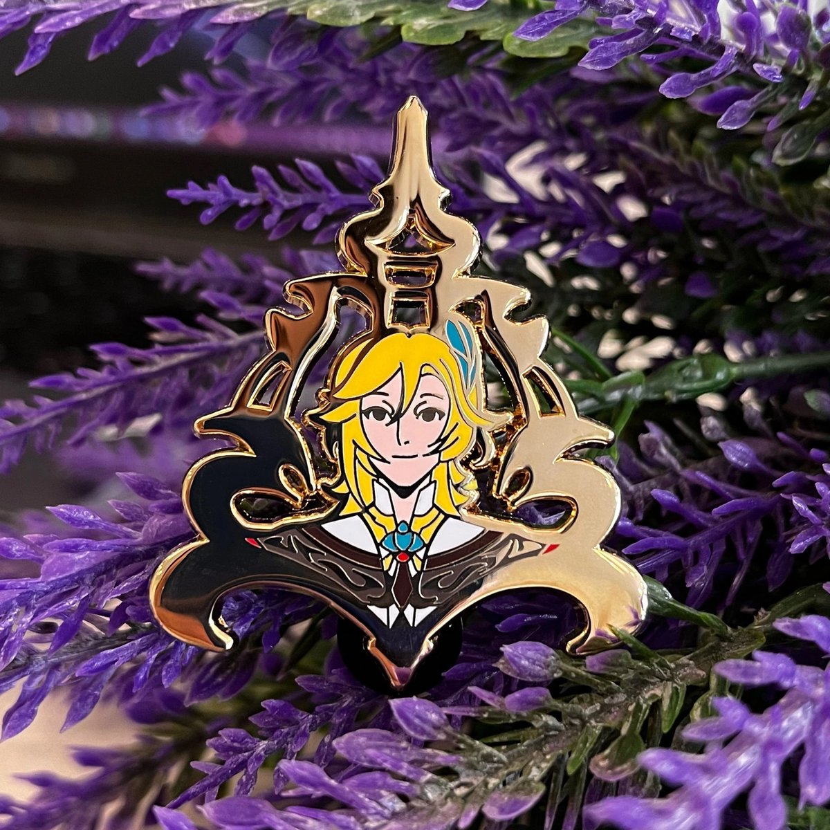 У Вас не захватывает дух от этого невероятного пина с Кавехом для <a href="/hasharakl/">haash 🌸 working on comms</a> ? Потому что у нас очень даже!
Только посмотрите, как красиво сверкает золото! ✨