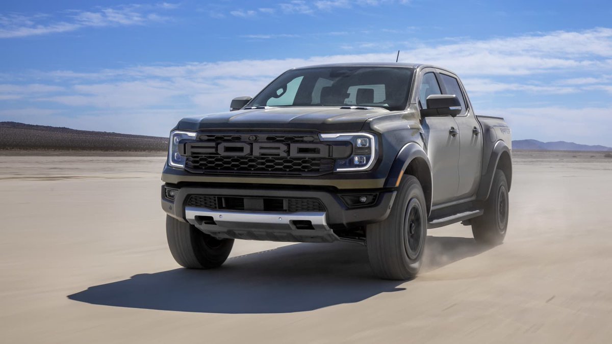 HixFordAlex's tweet photo. Take pride in what you drive with Ford. #NewCar https://t.co/Yiyd5tr526