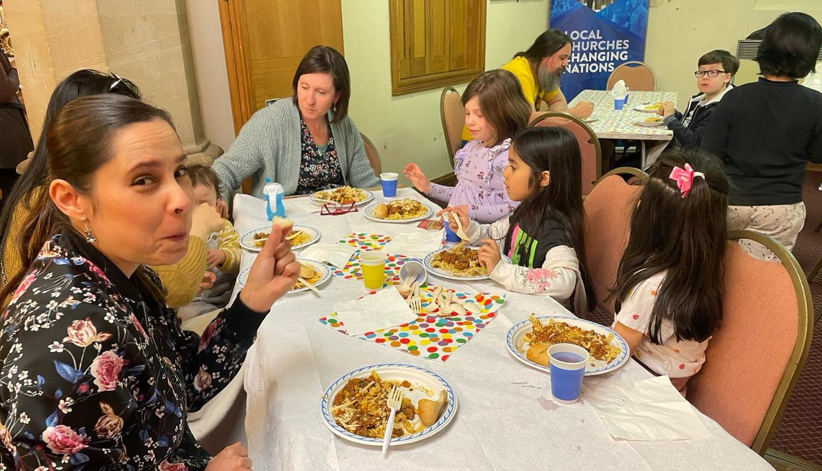 LivDiocese's tweet photo. Churches across the diocese are being invited to apply for grants, helping to provide more than 5,000 meals for children and families, this summer.

Read more about @TogethLiv #NetworkofKindness project and how to get involved: https://t.co/wbbqn768xR https://t.co/0BrhEHIhCs