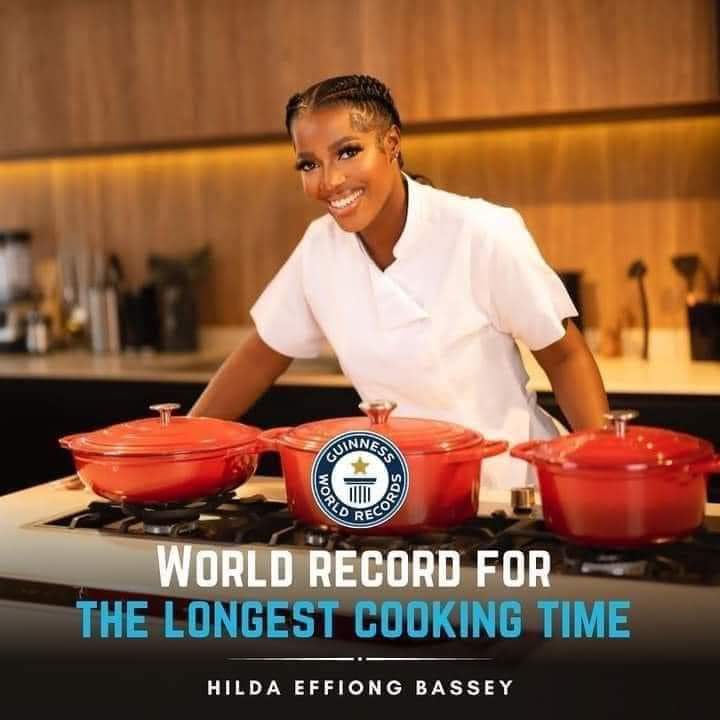 obinnaudenwe1's tweet photo. Congratulations to @hildabacci001 for this deserved feat. It shows that anything and everything is possible, if only we put our mind to it. #Guinessworldrecord #hildacookathon #cookathon #worldrecord https://t.co/hld2aYp30Y