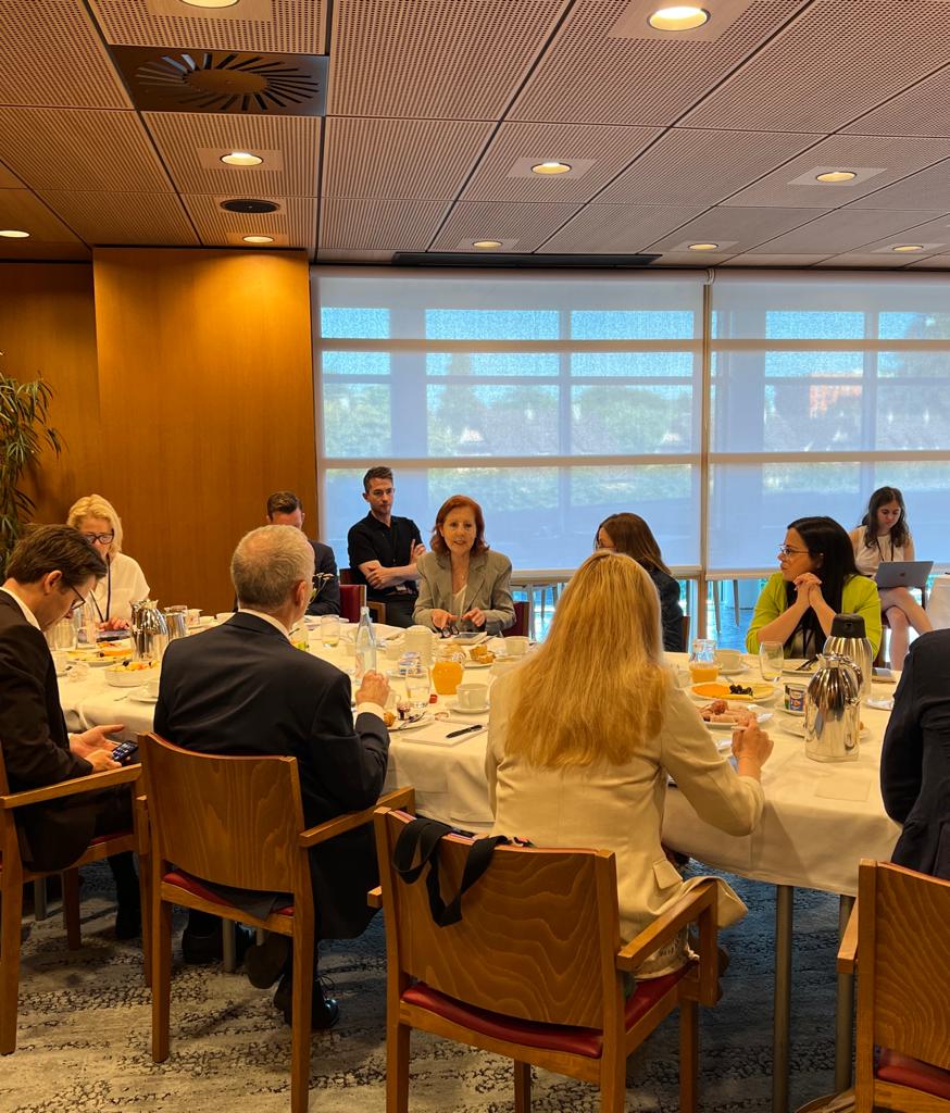 At this morning's breakfast debate with Commissioner @KadriSimson, we discussed the ongoing files; Union's Protection Regulation against Market Manipulation in the Wholesale Energy Market (#REMIT) and the Electricity Market Design (#EMD). @EUFORES_EU