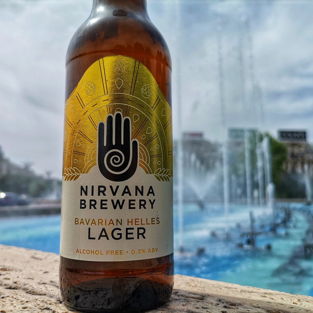 Name a better combo than an ice cold Helles Lager on a hot summer day... We'll wait 🍻 🔥🌞

#alcoholfree #alcoholfreebeer #brewery #lowtide #beerlover #craftbeers #nonalcoholicbeer #beerpics #beernerd #instabeer #craftbeernerd #sobercurious #lowalcohol #mindful #beers