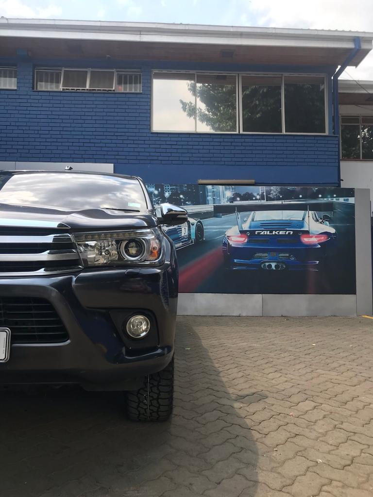 Wabcomobilityke's tweet photo. Toyota Hilux

FALKEN WILDPEAK A/T3W
SIZE: 265/60R18
#falkentyres #falkenkenya #offroad #onroad #adventurebound #AT3W #WILDPEAK https://t.co/E841nNz0bT