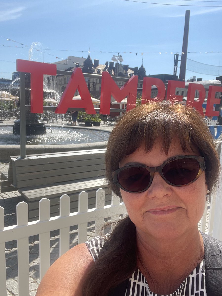 Työpäivä #Tampereella. Mahtavat hankeyhteistyötapaamiset ⁦<a href="/MariaAkatemia/">Maria Akatemia ry</a>⁩’n #työnimuun ⁦<a href="/piakeiski/">piakeiski</a>⁩ ⁦<a href="/akiltojenliitto/">A-Kiltojen Liitto ry</a>⁩ #VEERAT ⁦<a href="/YIkonen/">Yrmy Ikonen</a>⁩ jotka päättyivät ihanille torikahville #työnilo #yhdessä