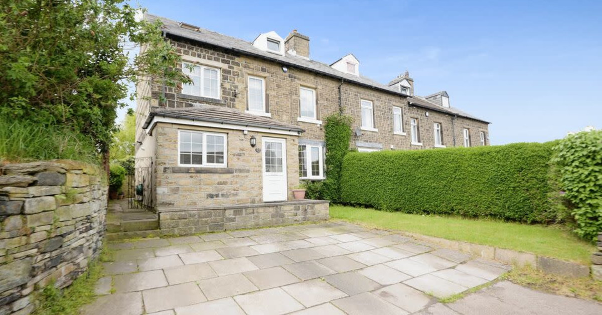 Dalton Fold Road, Dalton, Huddersfield, Hd5 | Tucked Away In A Little Known Location and providing Extensi ... reedsrains.co.uk/property/end-t…