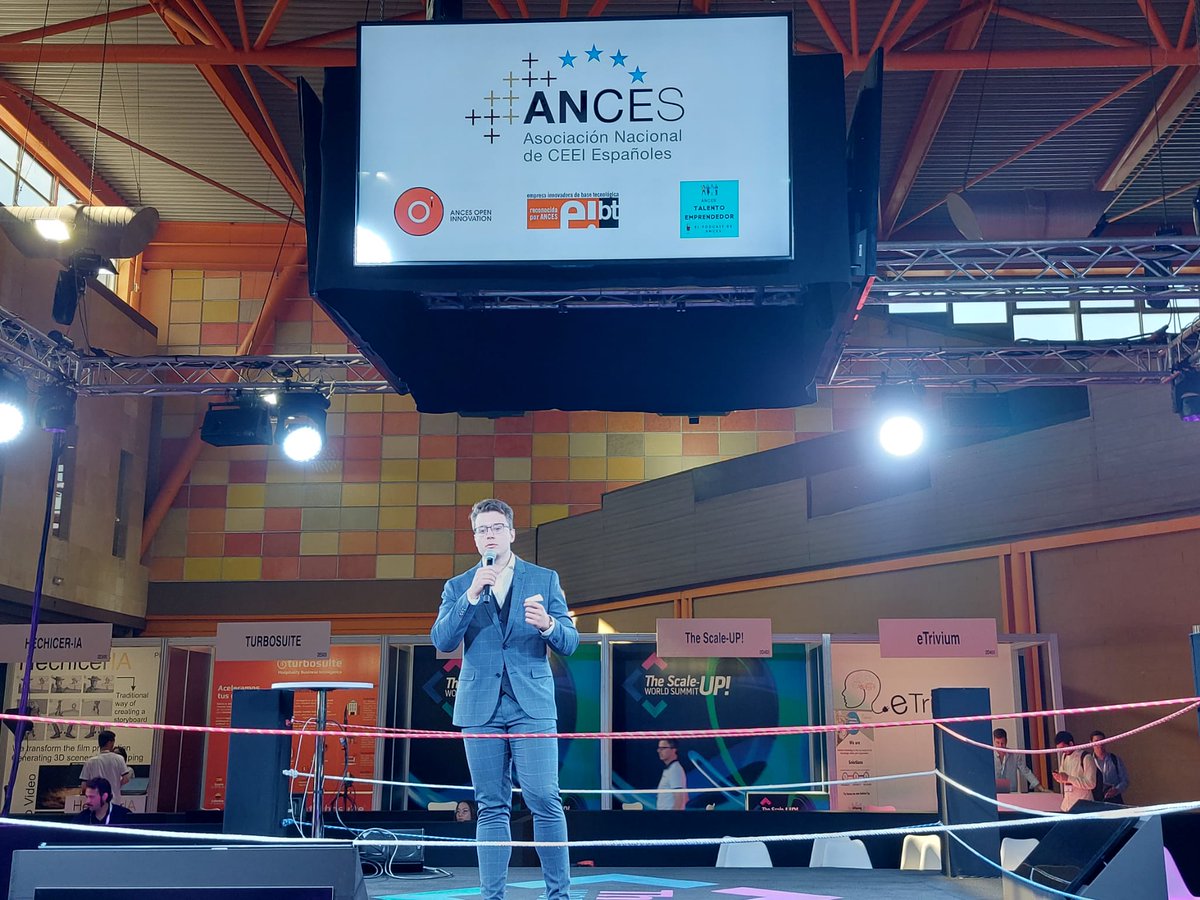 BicEuronova's tweet photo. Presentación de casos de éxito de innovación empresarial "made in #Málaga", con @mSurgeryNet y #UboraSolar 👉Empresas con sede en @BicEuronova en @PTAMalaga 

📍En evento internacional @DES_show en @Fycma #Málaga con @AncesSpain https://t.co/41KCoVddXq