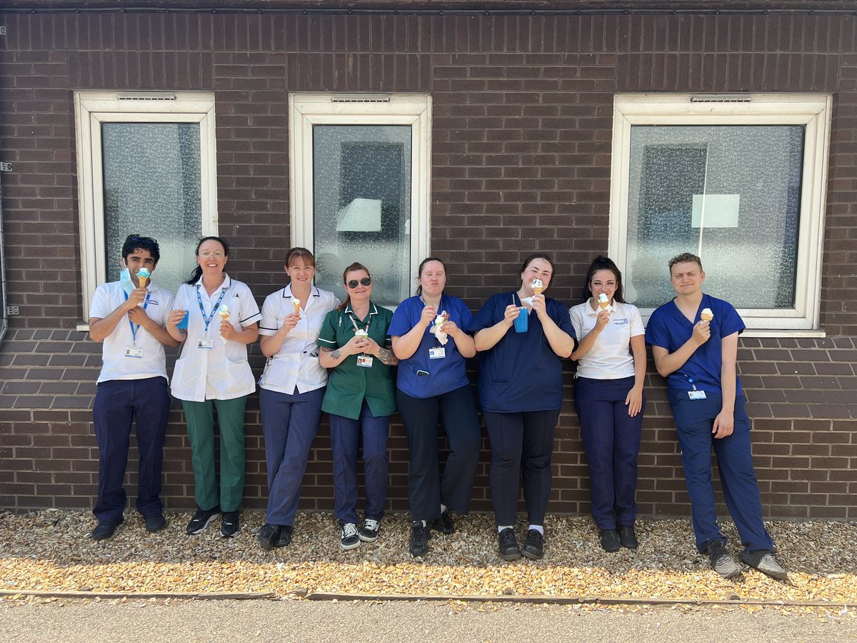 Everyone’s favourite day, when the ice cream van comes to work 🍦😍