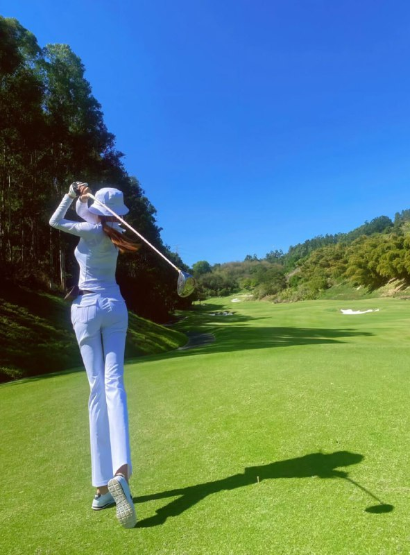 LI1878's tweet photo. #Golf #MOVEMENT https://t.co/ru45GP5sC6