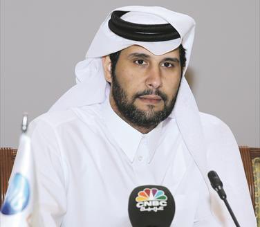 Главный редактор катарского издания “Аль-Ватан”, с которого, как предполагается, началась волна слухов о победе катарских инвесторов в торгах за “Манчестер Юнайтед”, заявил, что статья была написана на основании сообщений международных медиа: manutd.ru/news/27010/