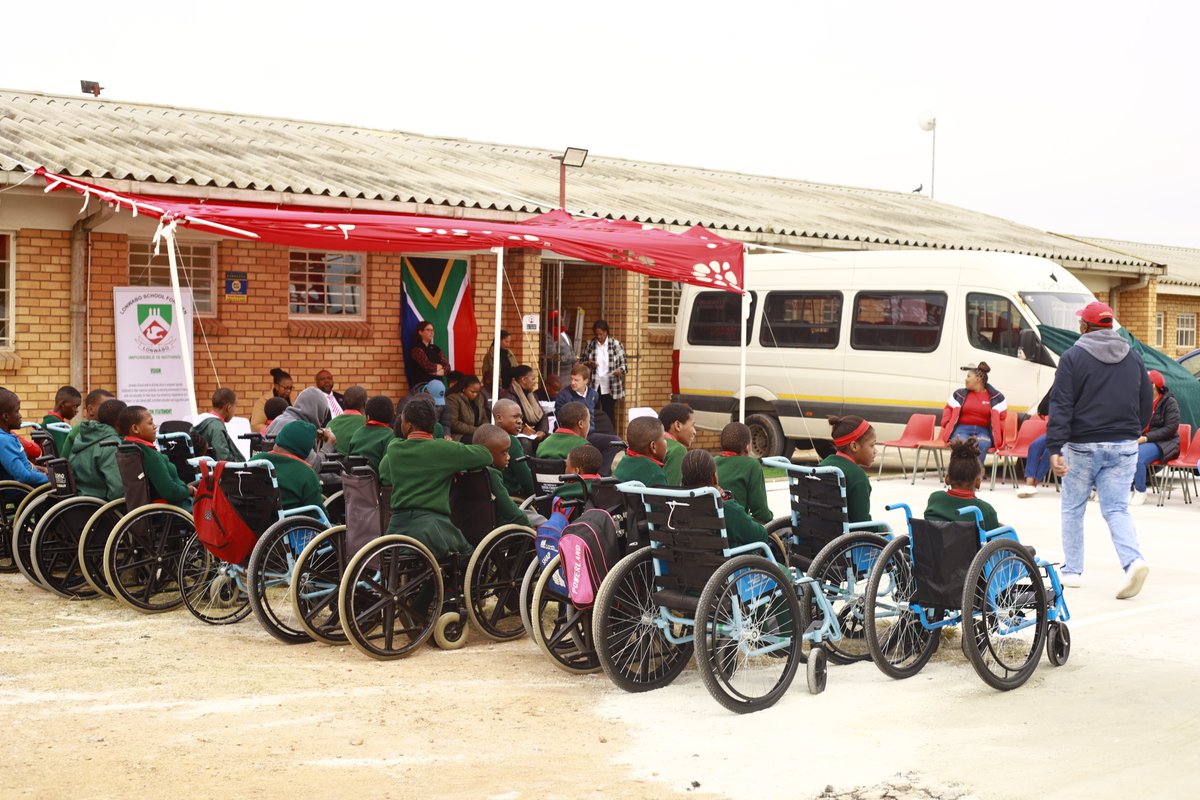 #StartYourImpossible is @ToyotaSA’s impassioned call to create a more inclusive society in which every single human is encouraged to reach for their personal best. With their new Toyota Quantum, the students of Lonwabo School will be further aided in achieving their dreams.