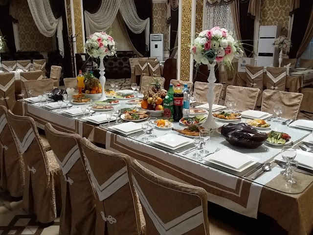 Random Restaurant tweet media