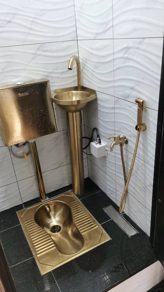 Gold Toilet at Nam Heong, Ipoh