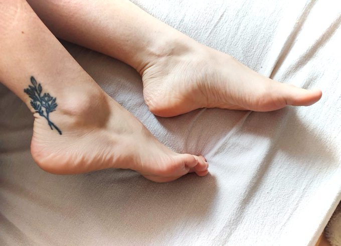 Do you like a feet content? 👣🤭  https://t.co/lSNDjlyscQ https://t.co/hRufjGQN2r<a href="/tag/of"class="tags"><span>#of</span></a><a href="/tag/onlyfans"class="tags"><span>#onlyfans</span></a>