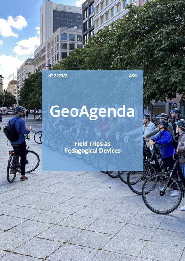 Delighted to see our special dossier on "field trips as pedagogical devices" has been released in the latest issue of GeoAgenda (magazine of the CH Geo Association).

10 original contributions in the form of experiences and reflections by researchers in geography and cognate disc