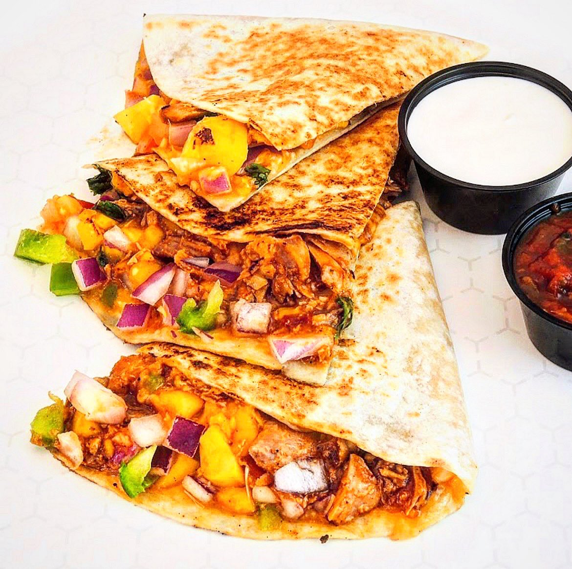 JimmyGuacos's tweet photo. THIS IS YOUR REMINDER TO GET A QUESADILLA THIS WEEK! 💚🖤 https://t.co/yaoL0VlinO