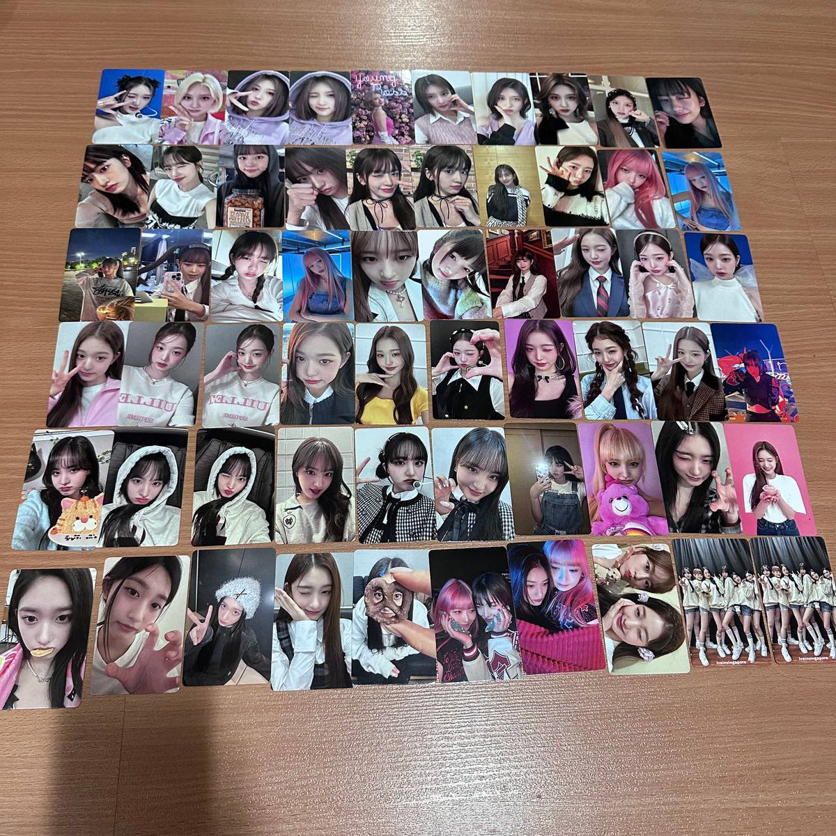 nyeongreiri's tweet photo. ✨fansupport for #iveinsg ✨

am giving out these printed photocards on the of the concert, 1 per person!

rt &amp; like, 1 random 
rt &amp; like + follow, able to choose member
FCFS 
(have other printed cards as well, will give those out too!)

for trades do dm! ❤️

#iveinsingapore https://t.co/qESc8KjwiS