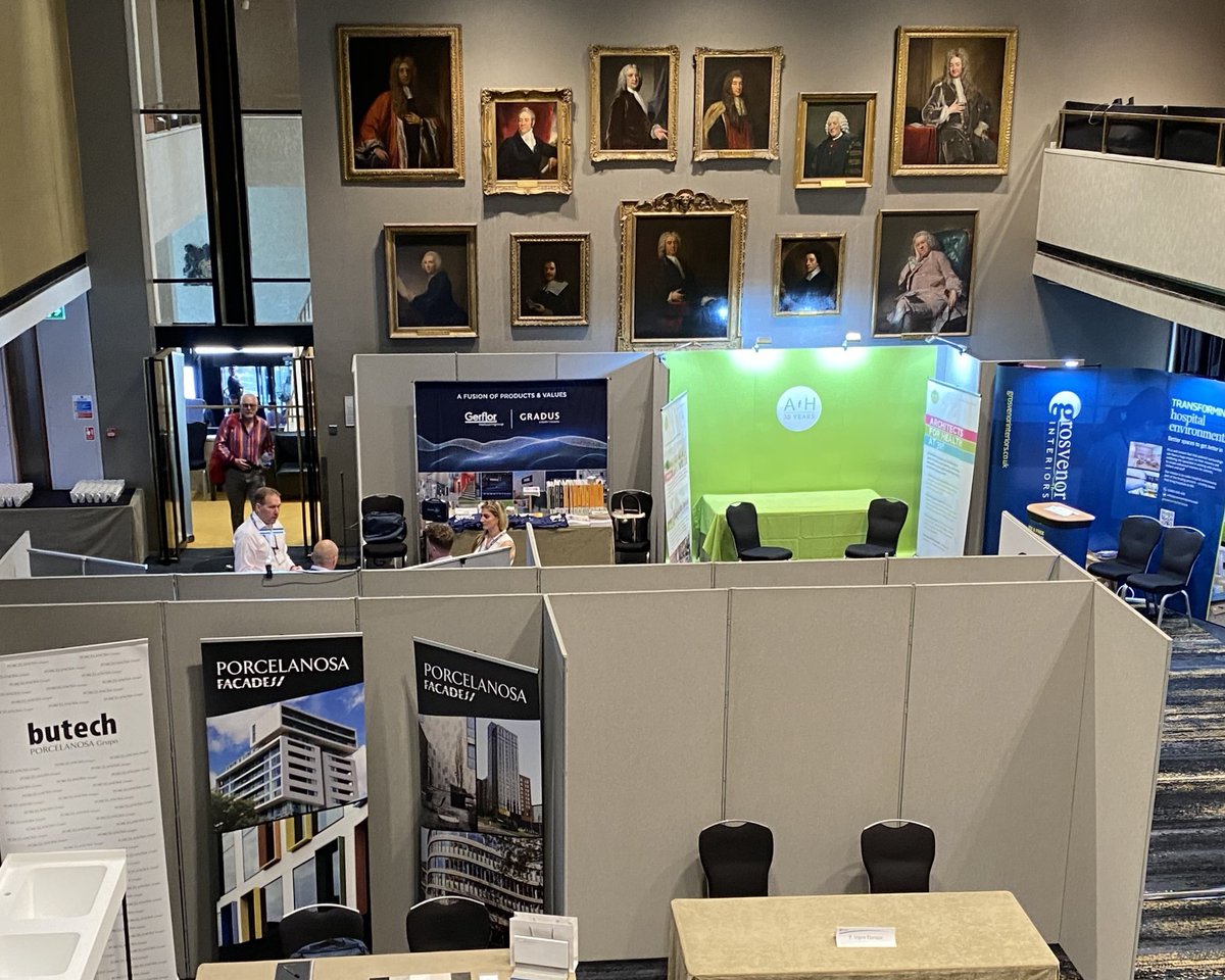 instastandUK's tweet image. Another successful set up for @EHD_2023  at @RCPVenue 

Please get in touch instastand.co.uk to find out more about our flexible-use display board hire.

#displayboardhire #displaybooths #eventsetup