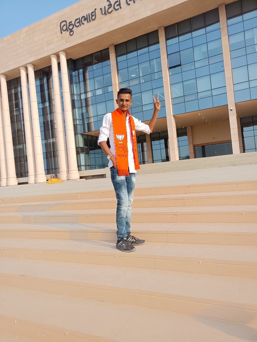 HareshC45933147's tweet photo. ભાજપ ના કાર્યકર્તા , કટ્ટર રાષ્ટ્રવાદી,  @Hits136 ભાઈને જન્મદિવસ ની સ્નેહસભર શુભકામનાઓ, https://t.co/yvvUKSSTzL
