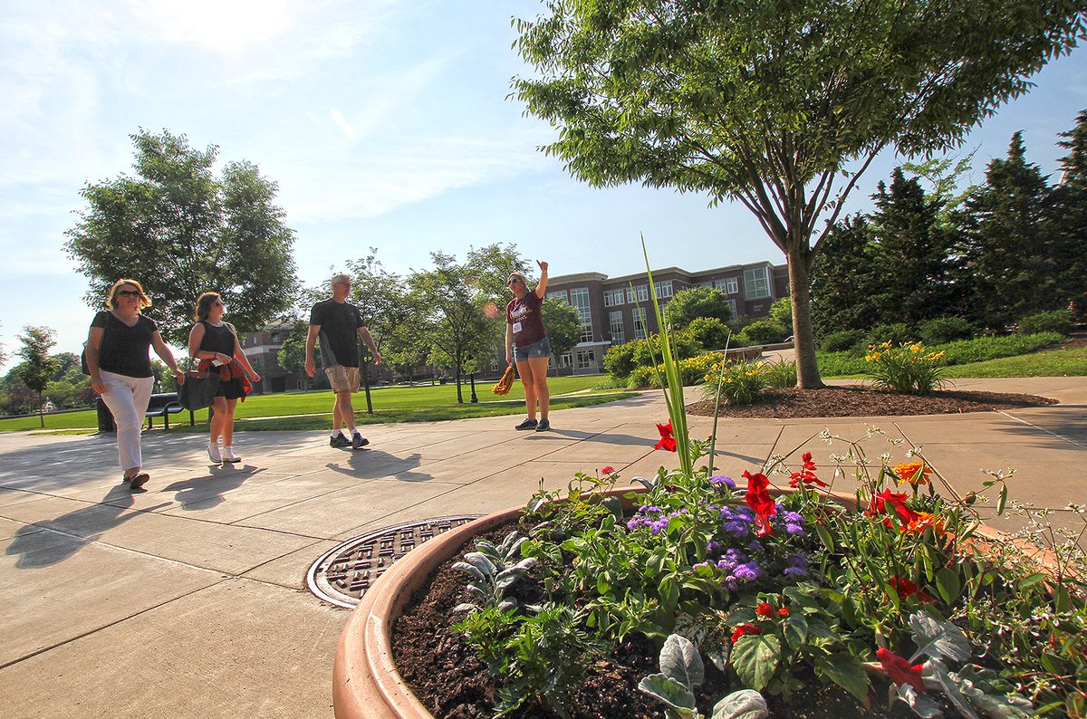 BloomUAdmission's tweet photo. Starting your college search? Start with Bloomsburg and join us for the Summer Preview Day on Friday, August 4th!
Register at https://t.co/ey3GJ9RiPD
This is your chance to experience the Husky Difference in person.
#FutureHusky #BloomBound https://t.co/qCEBw4D0oI