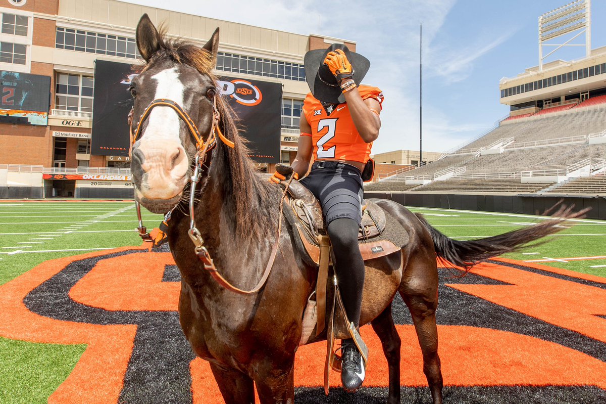 Genius billionaire playboy philanthropist tweet media