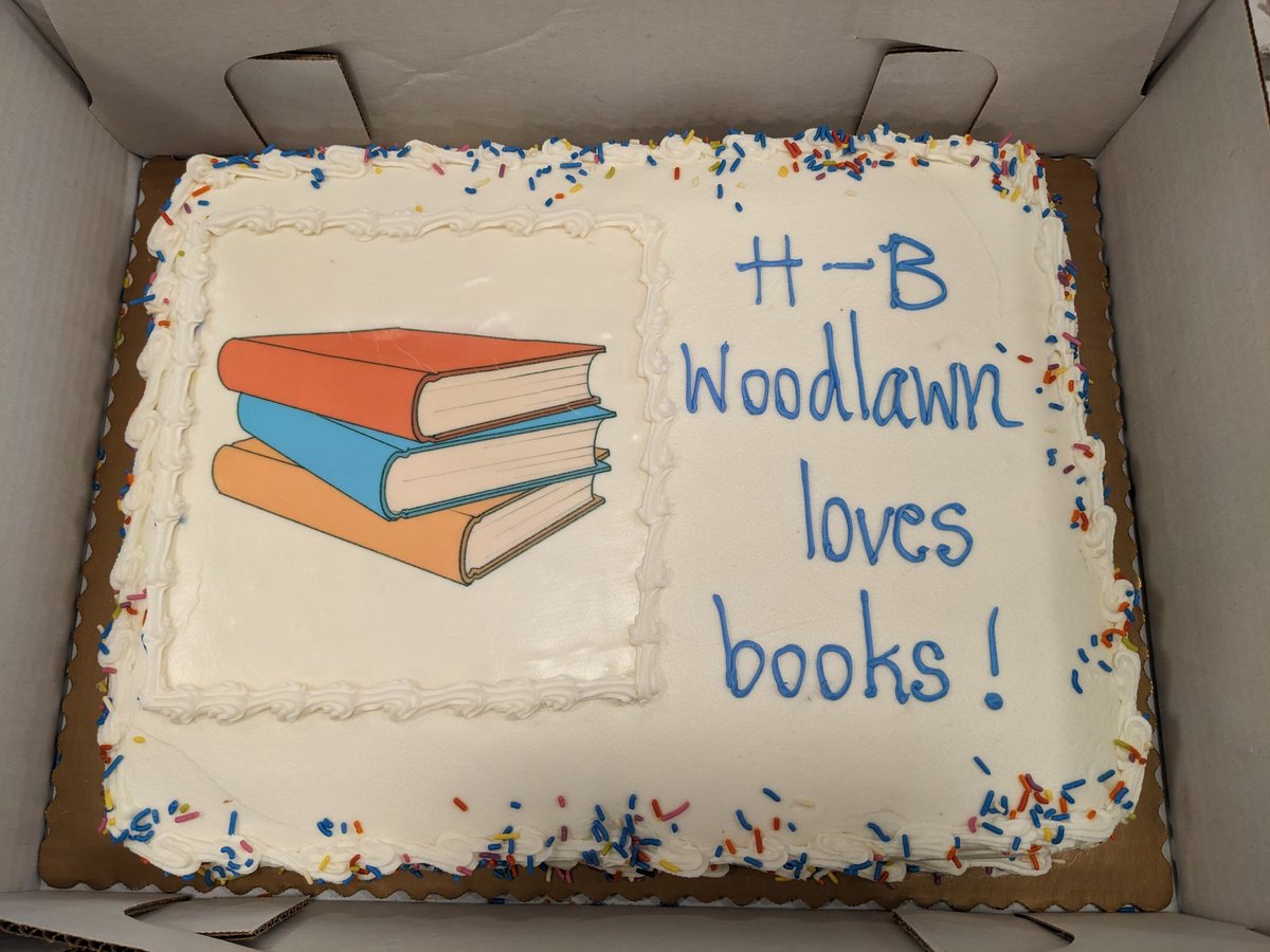 Hbwlibrary's tweet image. Summer book check-outs have begun! Thank you for a BEAUTIFUL year! JUNETIME @hbwprogram is also underway THANKS to our GENEROUS donors of supplies and fun celebration help... like the donor of this amazing yummy cake! Come for a slice and for popcorn and see why we #loveHB !
