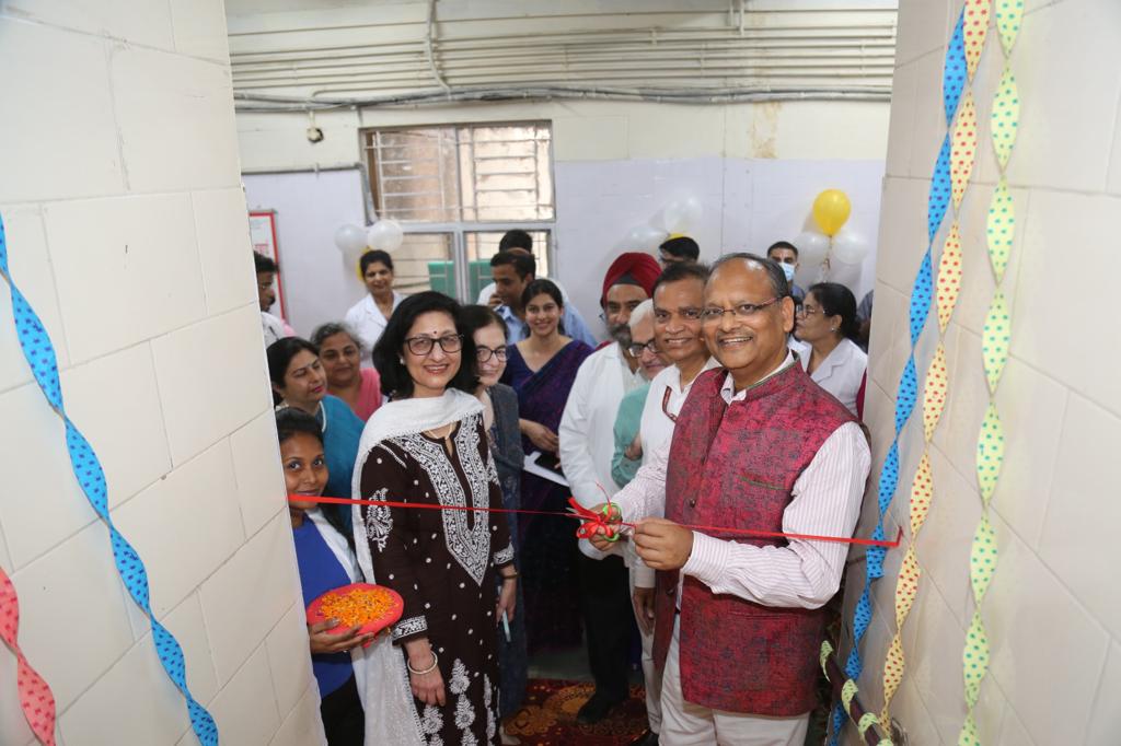 SJHDELHI's tweet photo. Today Hemodialysis facility for children under Dept of Pediatrics was inaugurated by MS Dr BL Sherwal. With this initiative, Safdarjung Hospital has become the 2nd Central Government Hospital to provide Hemodialysis facility for children in North India. https://t.co/iHTrKxwfDp
