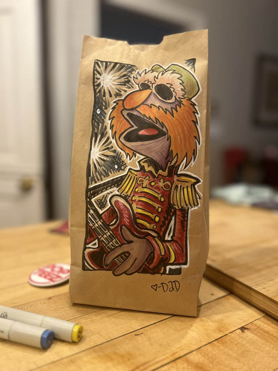 jacobsaariaho's tweet photo. Tuesday’s Lunch Bag Art (6/13/23): Floyd (No.221) #lunchbagart #kids #dad #drawing #doodles #muppets https://t.co/3hPuU54YND