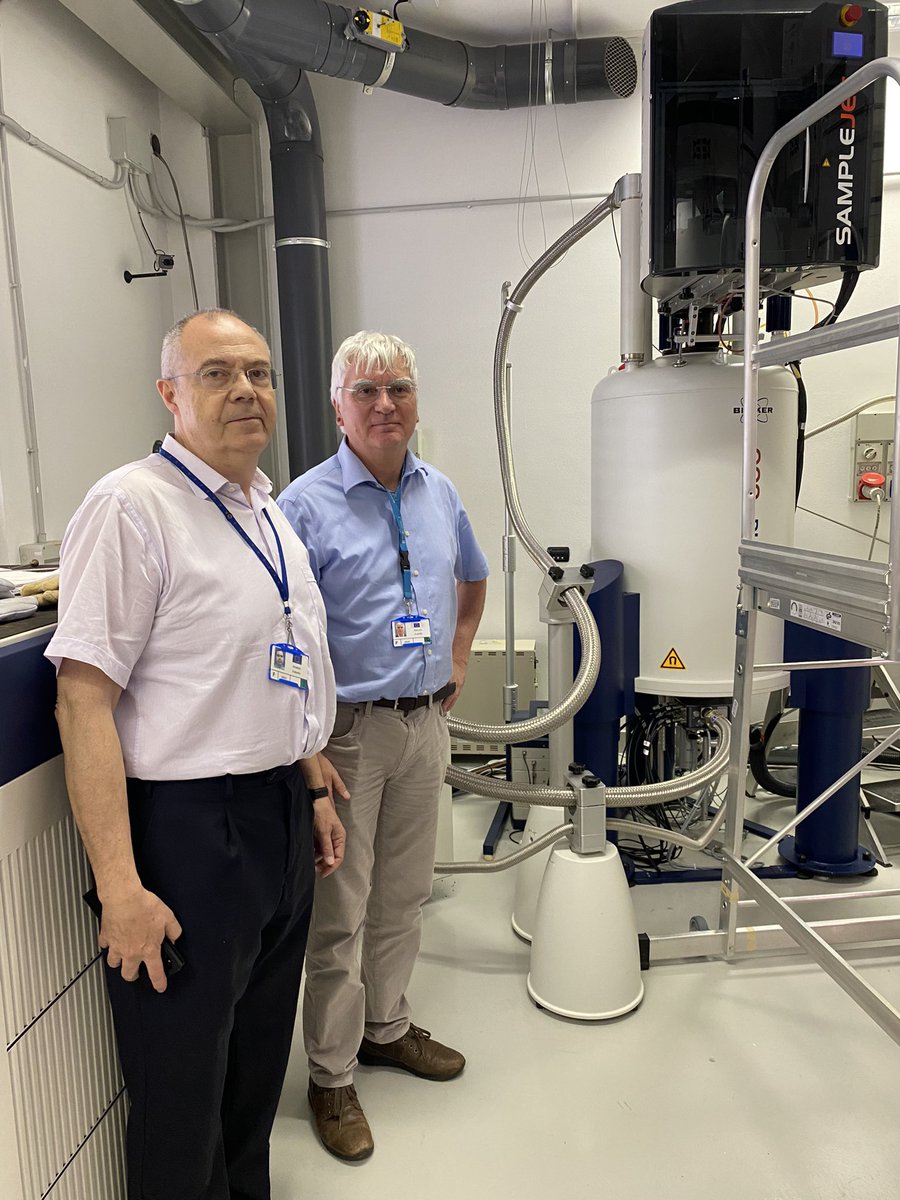 Always more to see in <a href="/EU_ScienceHub/">Testing</a> Ispra 😅 Just visited the Narcotics Lab! The drugs market is evolving at a record pace, increasing the risks to public health &amp; safety!
By staying ahead of new psychoactive substances, authorities can respond swiftly &amp; effectively👍