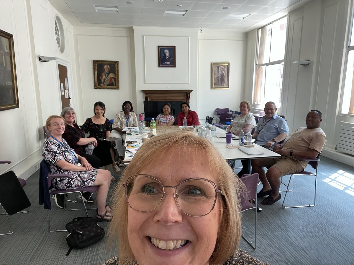 Dialysis away day - matrons sharing their QI initiatives and the love ❤️ <a href="/janefisherevans/">Jane Fisher</a> <a href="/mausar21/">Maura Appelbe</a> <a href="/ImperialPeople/">Imperial People 💙</a> <a href="/joolsharris1/">joolsharris</a> <a href="/JAPTomlinson/">James Tomlinson</a> <a href="/1mariecondon/">Marie Condon</a> <a href="/smurphy_nurse/">Sarah Haines</a>