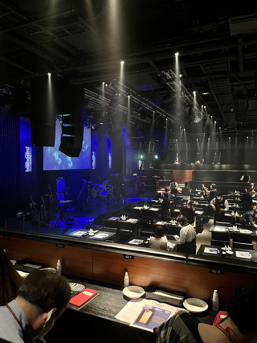 fookuuten's tweet photo. CHIMIRO Billboard大阪夜公演
マンゴーピンスに因んで、マンゴテイストのカクテルが可愛くて美味しかった❤️
マンゴーピンスの歌は歌詞に反してほんわか可愛いお歌でした^_^

#チャン・グンソク #チャングンソク
#JangKeunSuk #장근석 #グンちゃん 
#CHIMIRO #チミロ #치미로 #취미로 https://t.co/OvHMRl8xAA