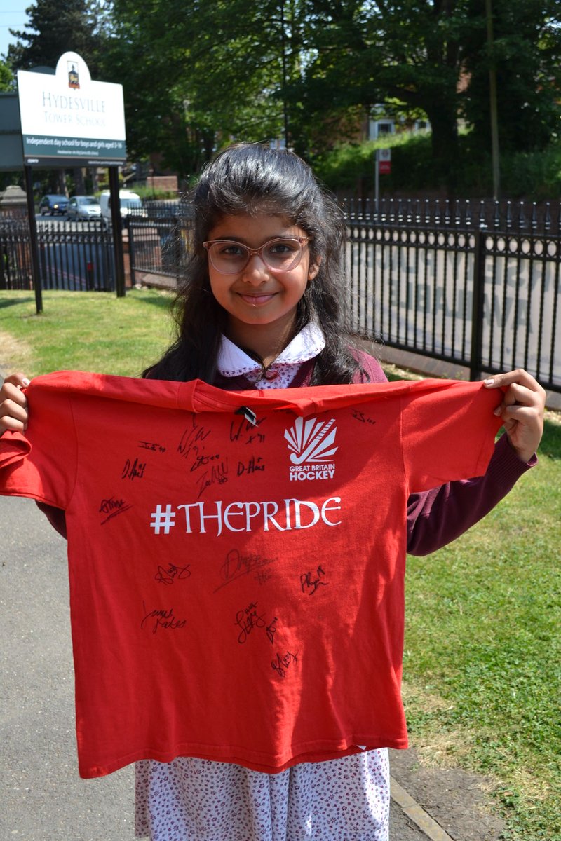 Very proud of Jasmine in Y4 who was selected as a team mascot at the GB v India hockey match earlier this month. She walked out with <a href="/zachw_9/">Zach Wallace</a> and received a signed shirt!
As a keen hockey player herself, Jasmine was so excited to take on the honour.
#Hydesvillefamily <a href="/GBHockey/">Great Britain Hockey</a>